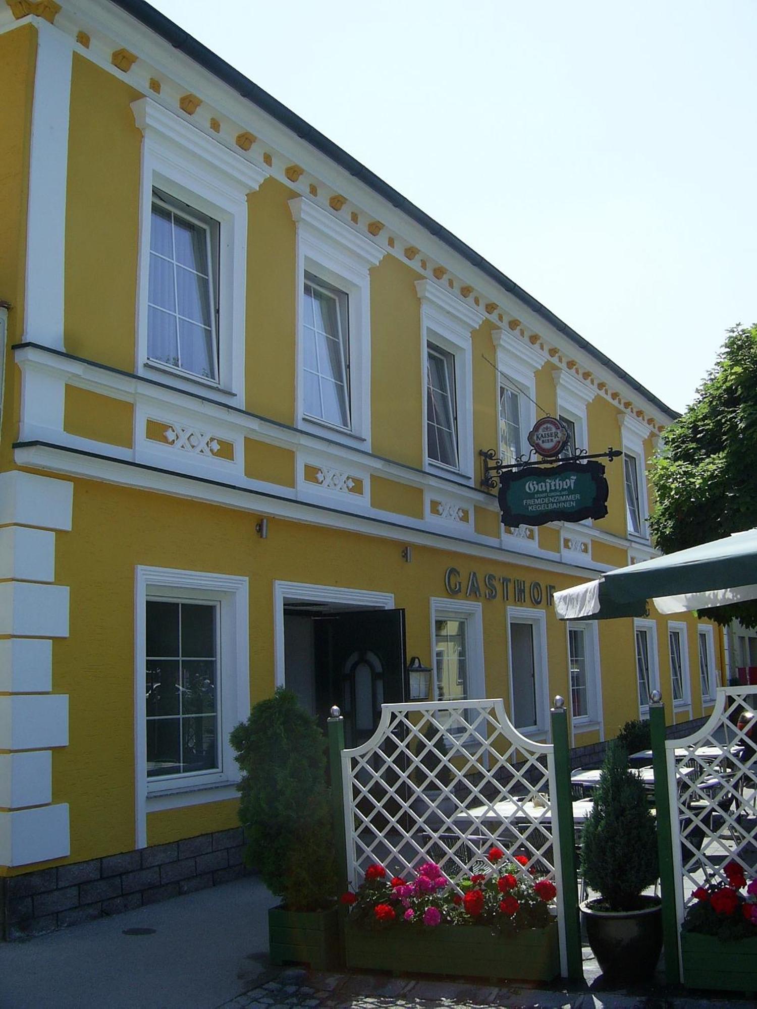 Gasthof Gruenling Wallsee Exterior photo